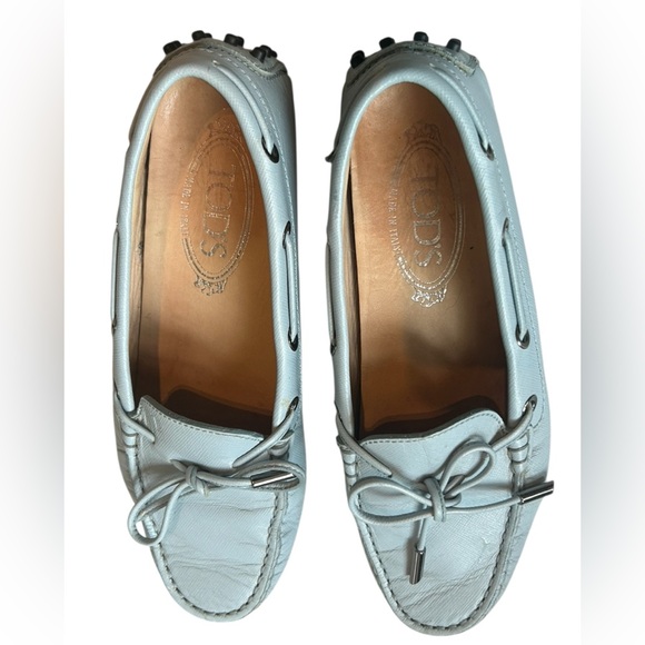 Tod’s Authentic Gommino Driving Shoes Light Blue Leather Loafers, Size 5.5 US - Picture 3 of 9